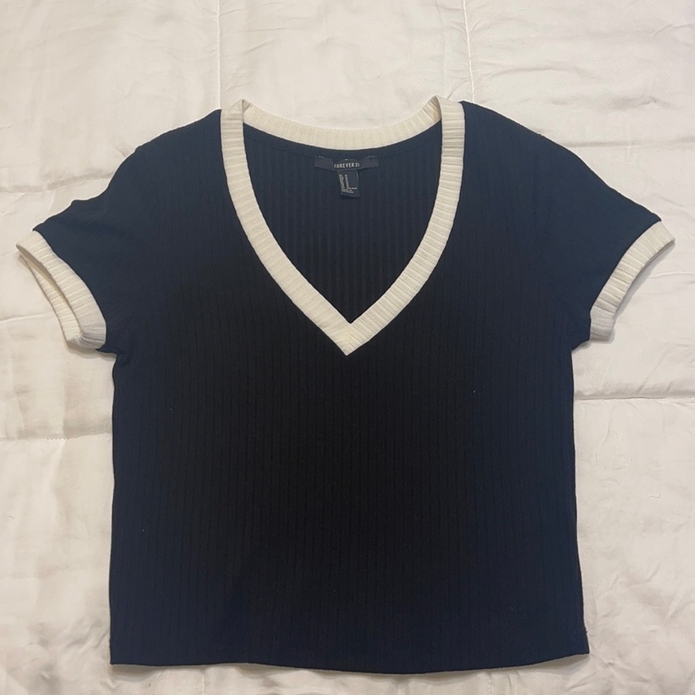 Black and white crop top